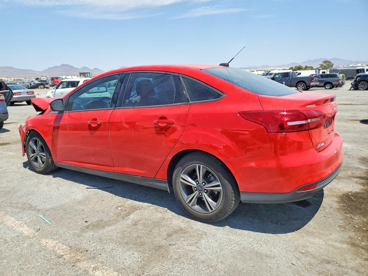 2016 Ford Focus Se - Image 2