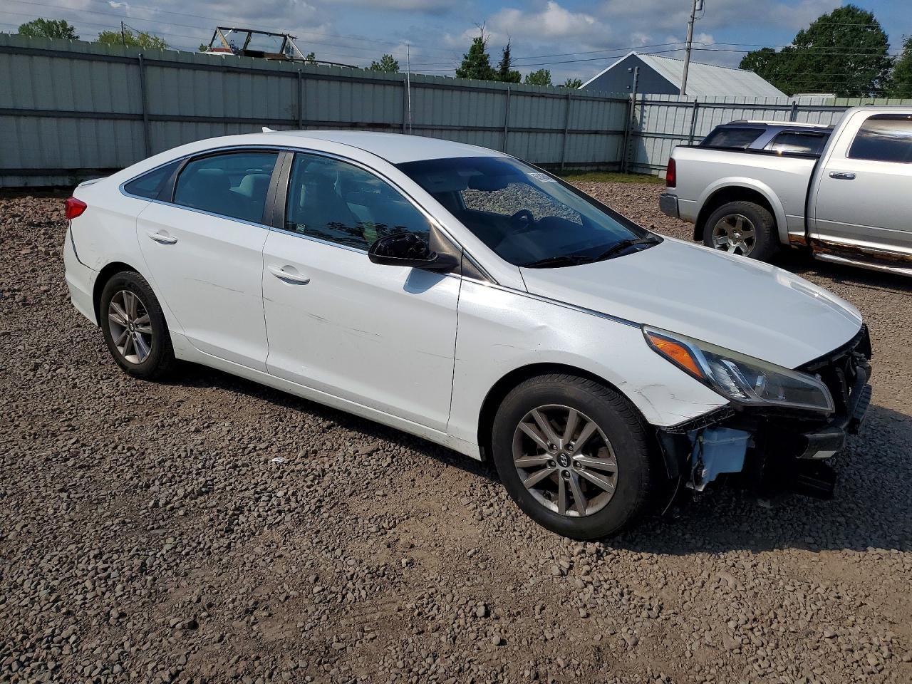 2016 Hyundai Sonata Se - Image 4