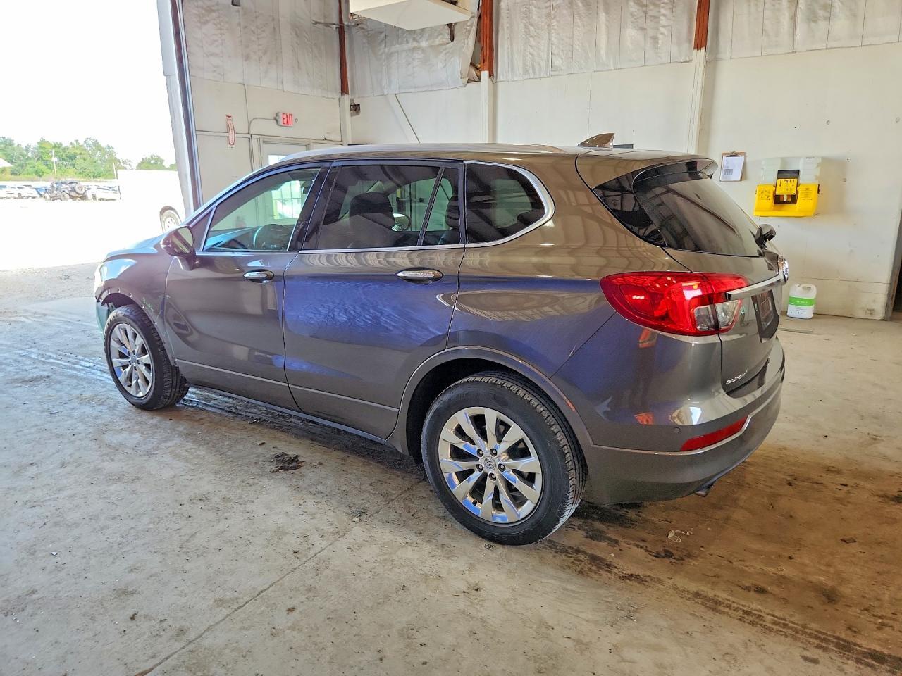 2018 Buick Envision Essence - Image 2