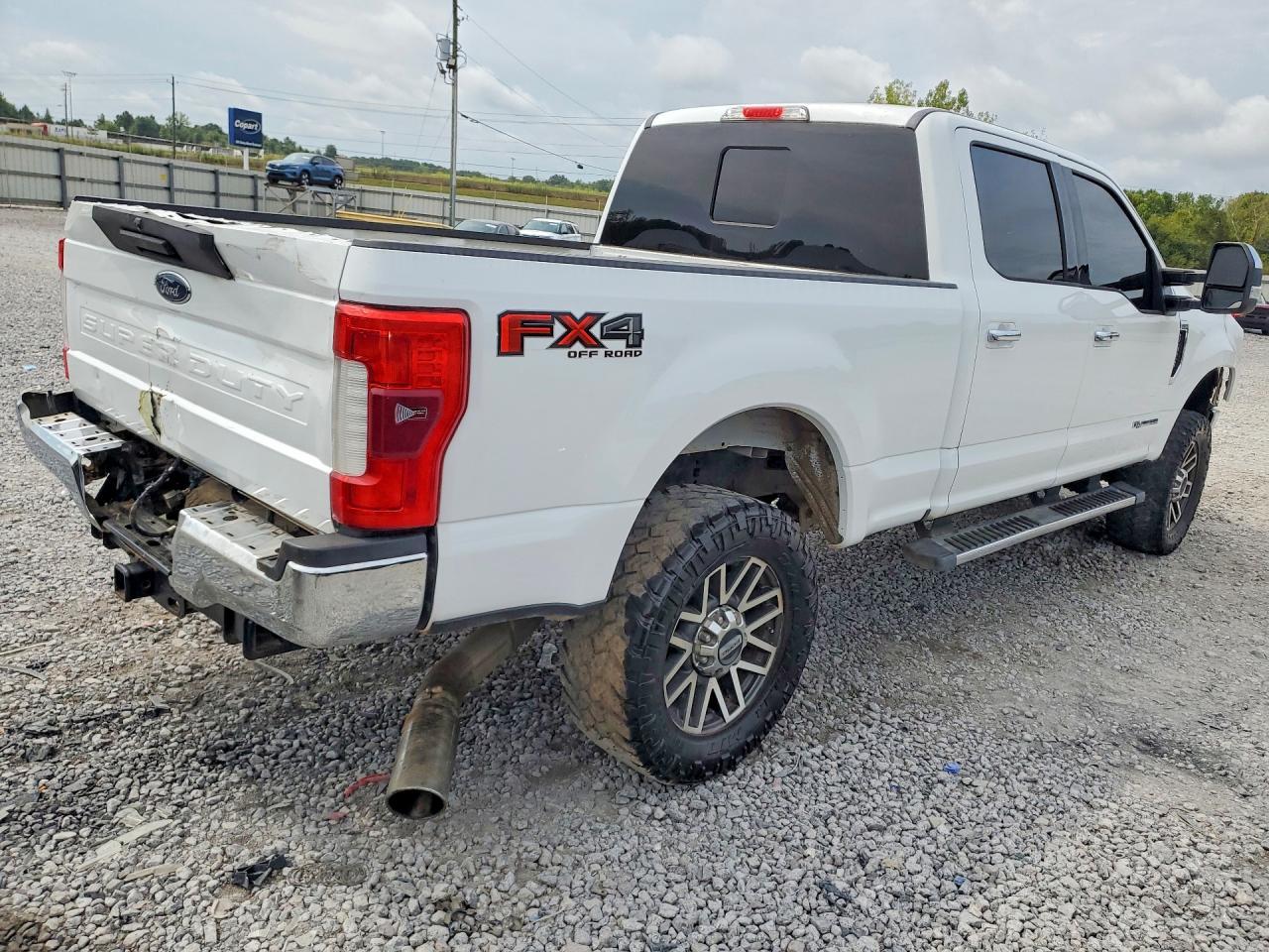 2017 Ford F250 Super Duty - Фото 3