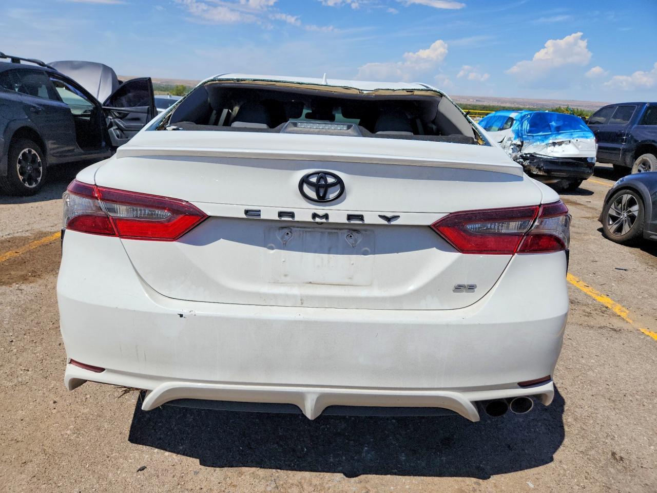 2023 Toyota Camry Se - Фото 6