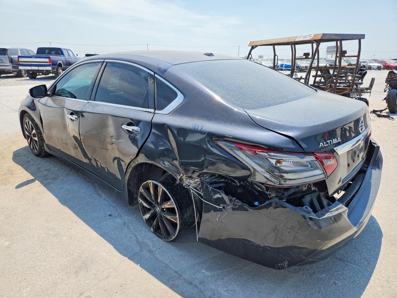2018 Nissan Altima 2.5 Sl - Image 2