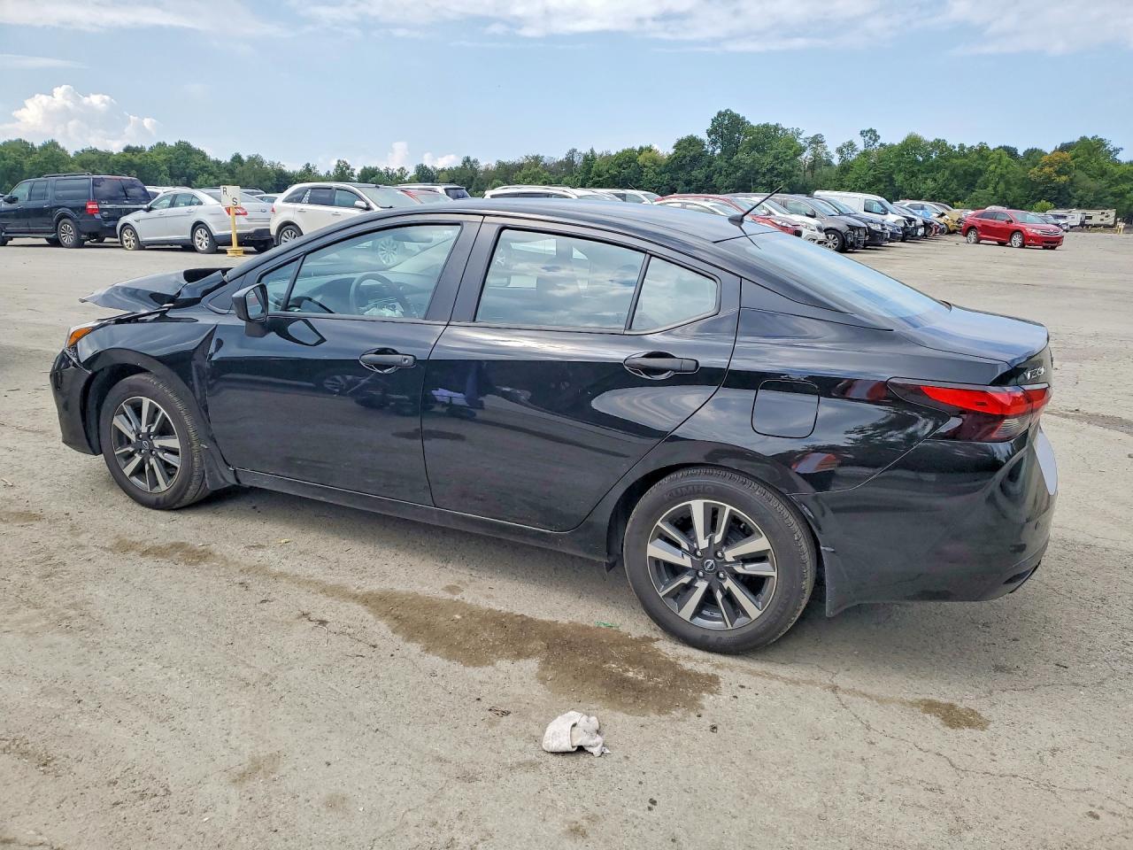 2025 Nissan Versa S - Фото 2