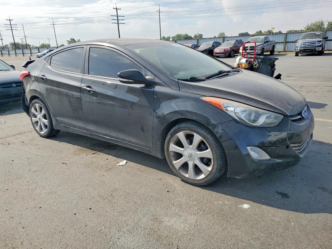 2013 Hyundai Elantra Limited - Image 4