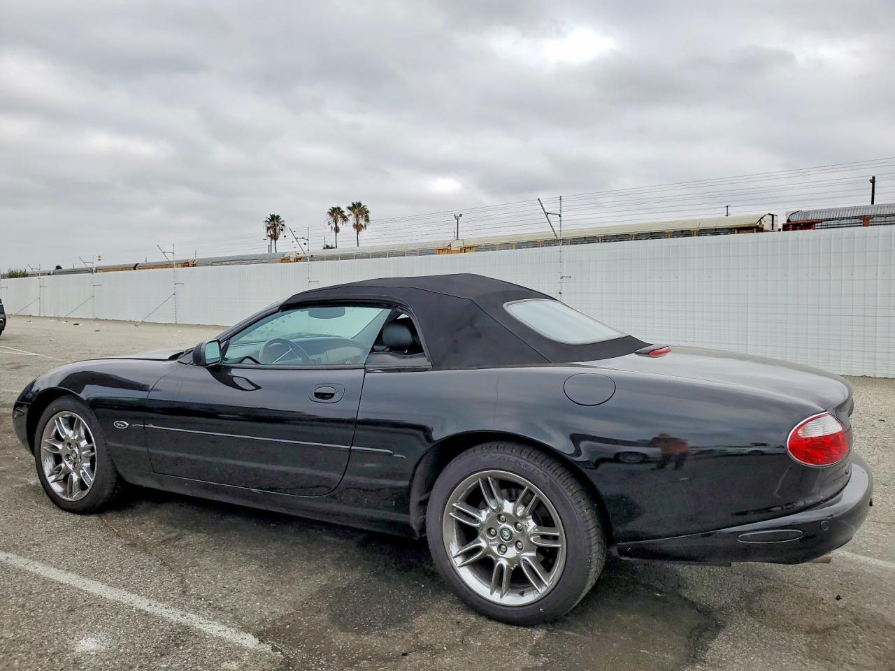 2002 Jaguar Xk8 - Фото 2