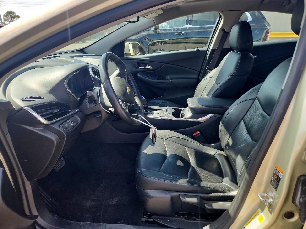 2017 Chevrolet Volt Premier - Image 7