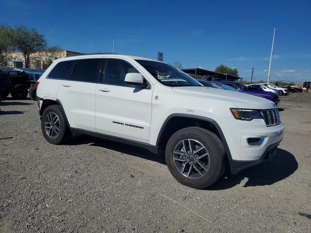 2020 Jeep Grand Cherokee Laredo - Фото 4