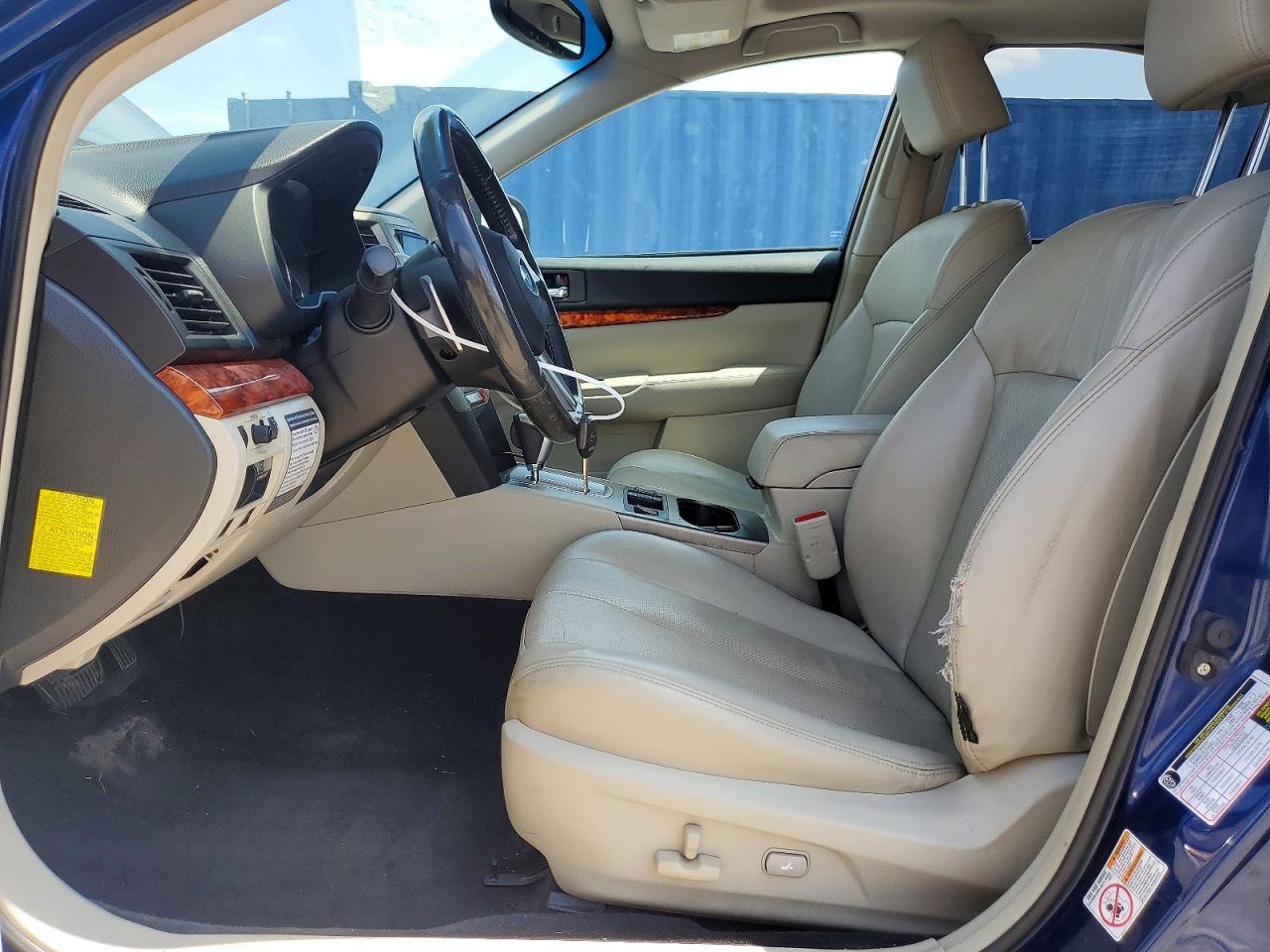 2011 Subaru Outback 3.6R Limited - Фото 7