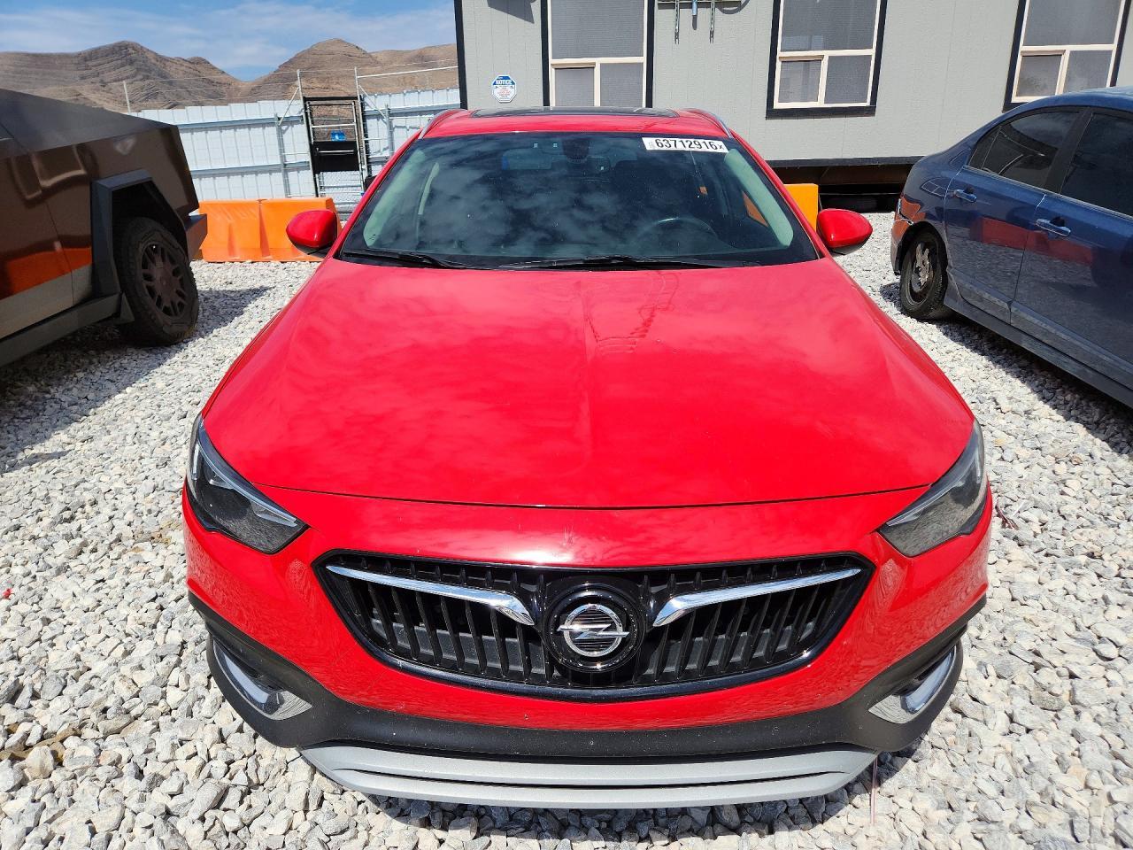 2018 Buick Regal Tourx Essence - Фото 5