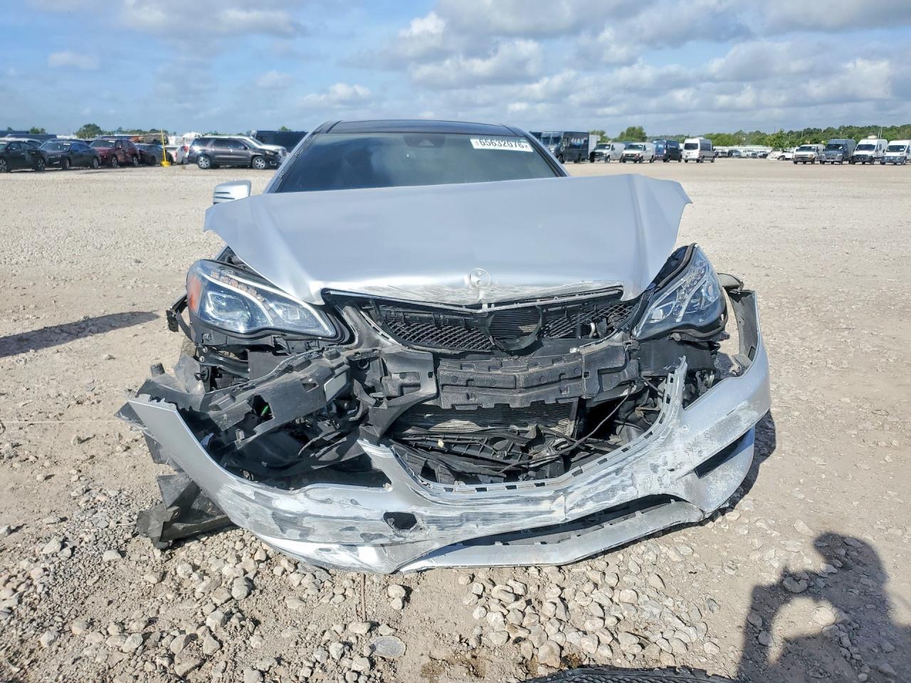 2016 Mercedes-Benz E 400 4Matic - Фото 5