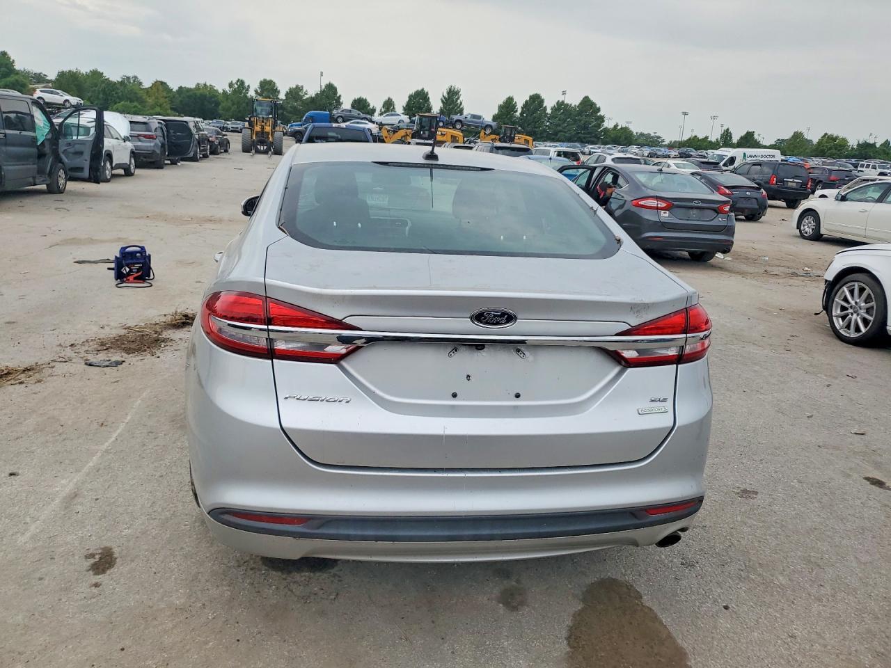 2017 Ford Fusion Se - Фото 7