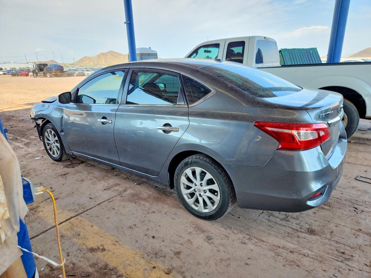 2018 Nissan Sentra Sv - Фото 2