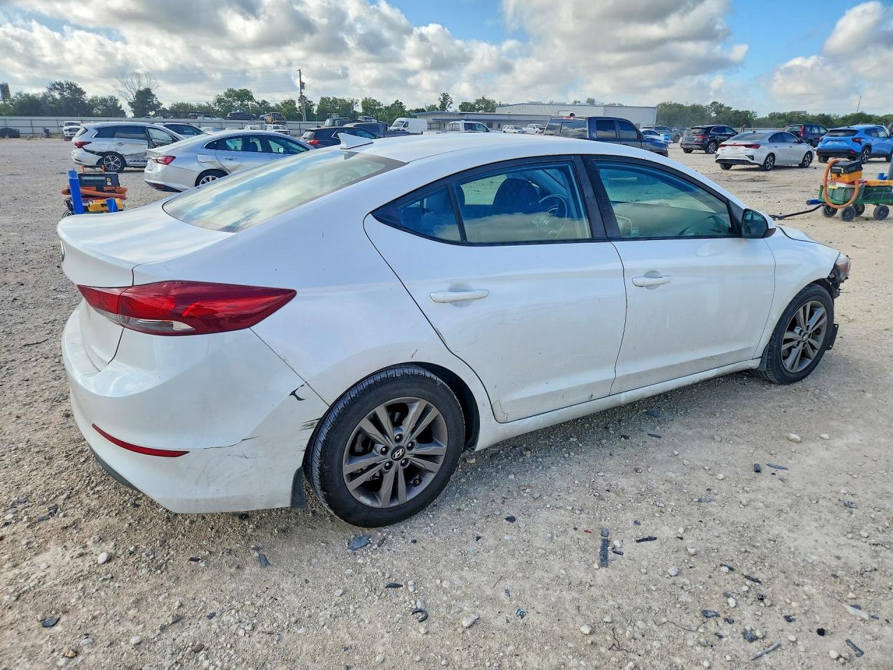2018 Hyundai Elantra Sel - Фото 3