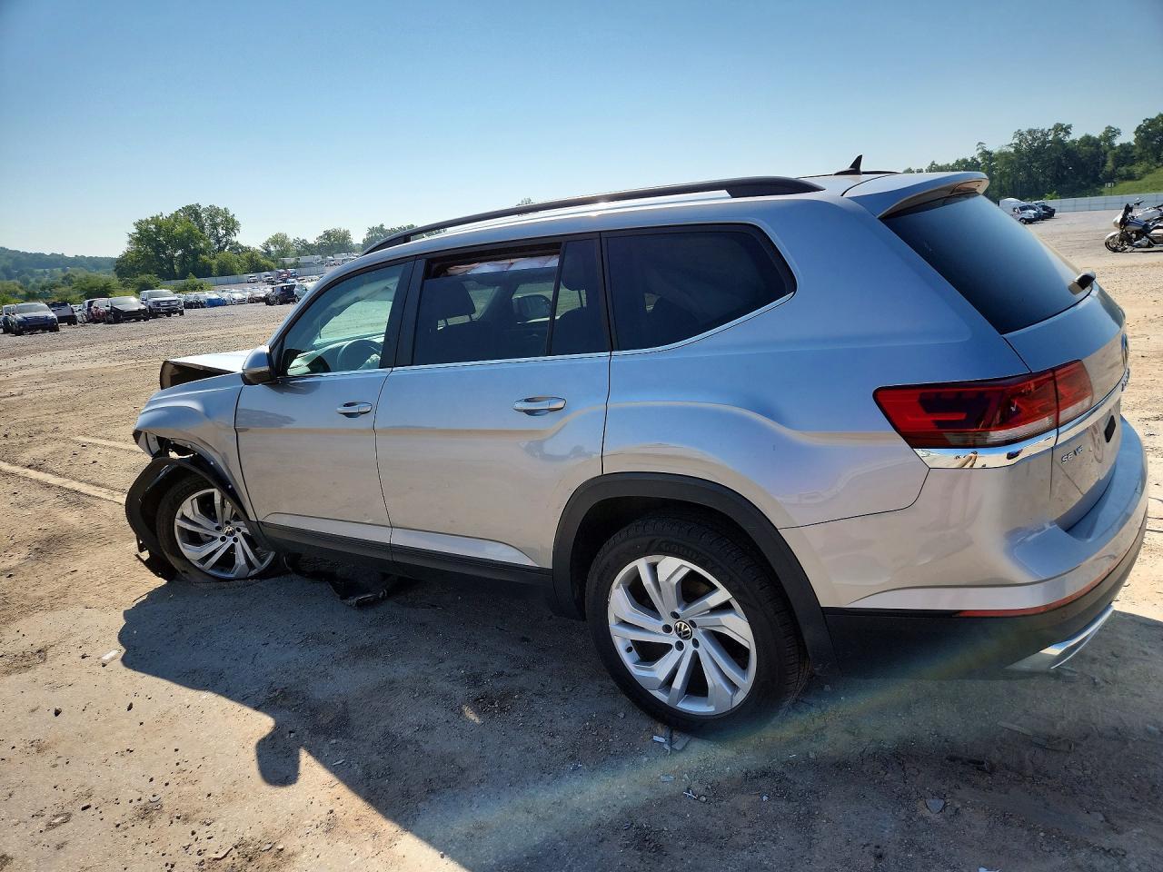 2021 Volkswagen Atlas Se - Image 2