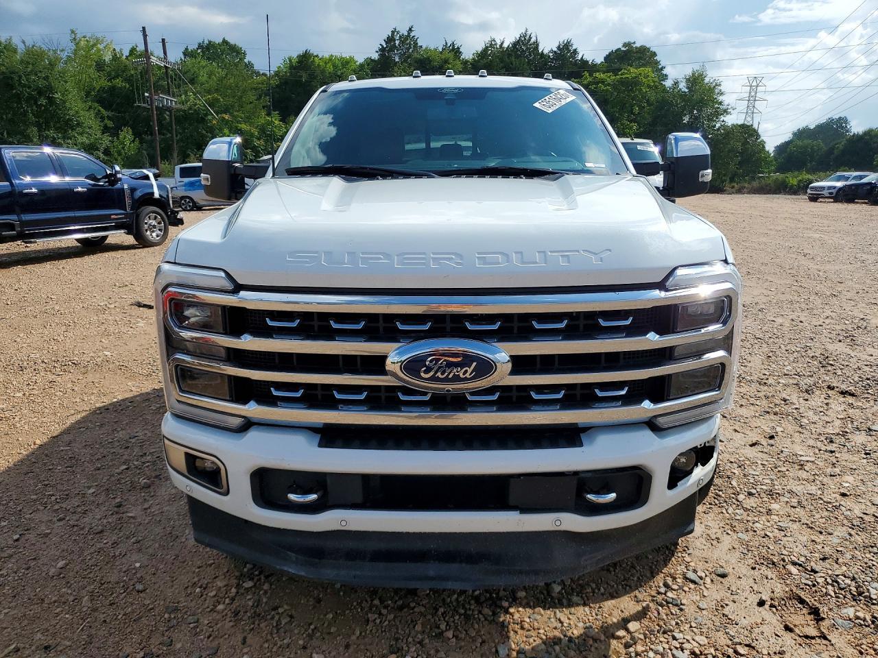2024 Ford F250 Super Duty - Image 5