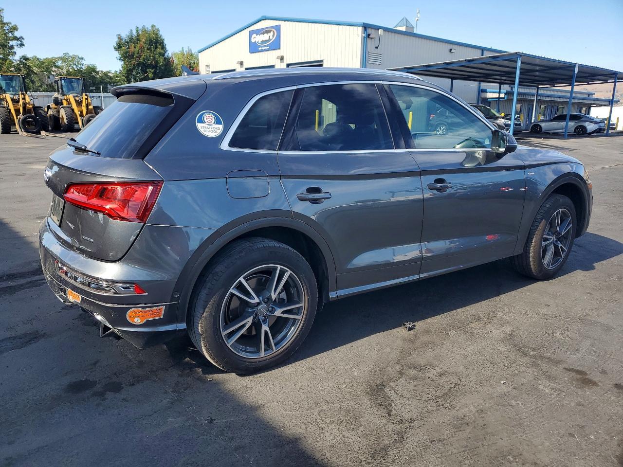 2020 Audi Q5 E Prestige - Фото 3