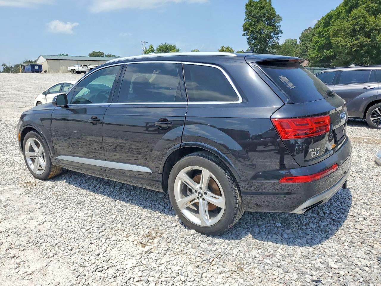 2019 Audi Q7 Prestige - Image 2