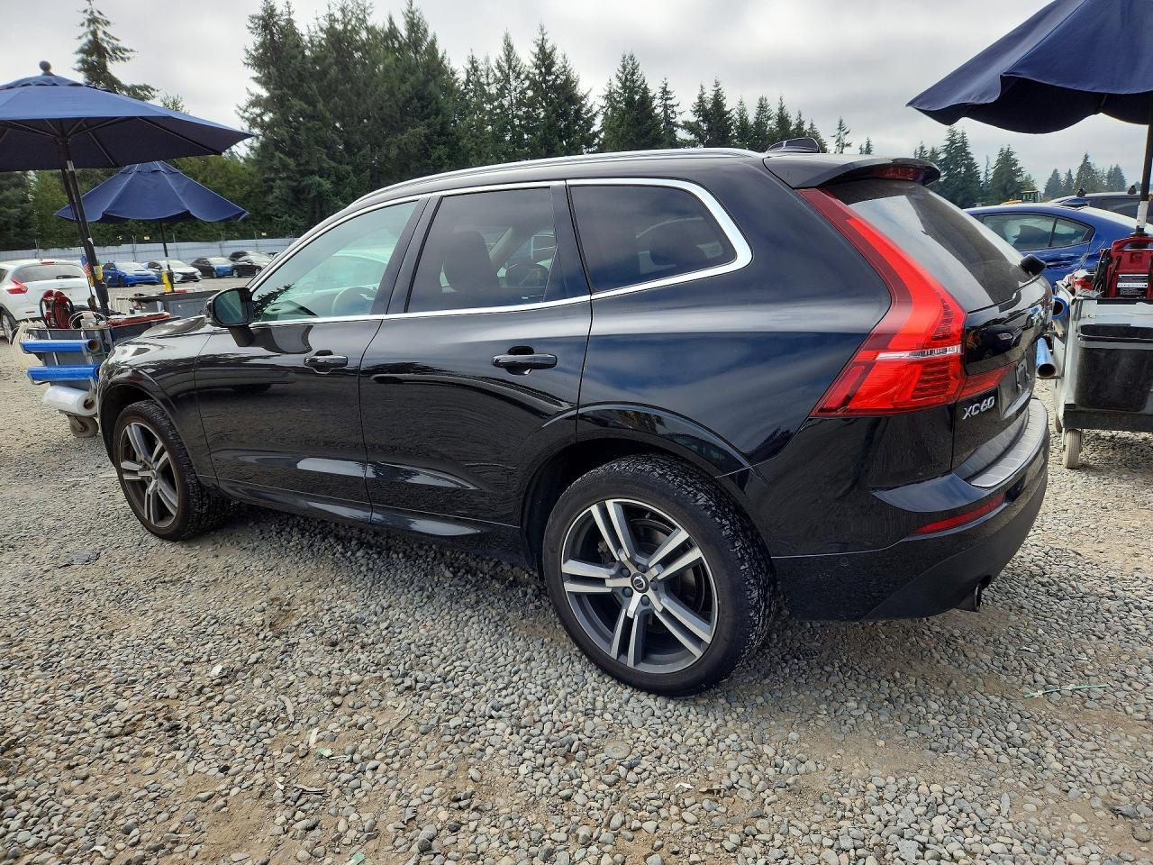 2018 Volvo Xc60 T6 Momentum - Фото 2