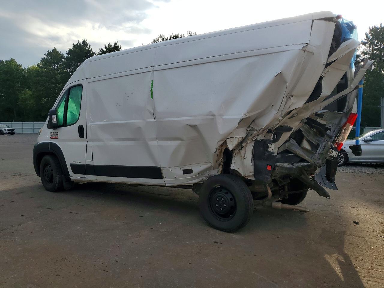 2019 Ram Promaster 2500 Delivery Van - Фото 2