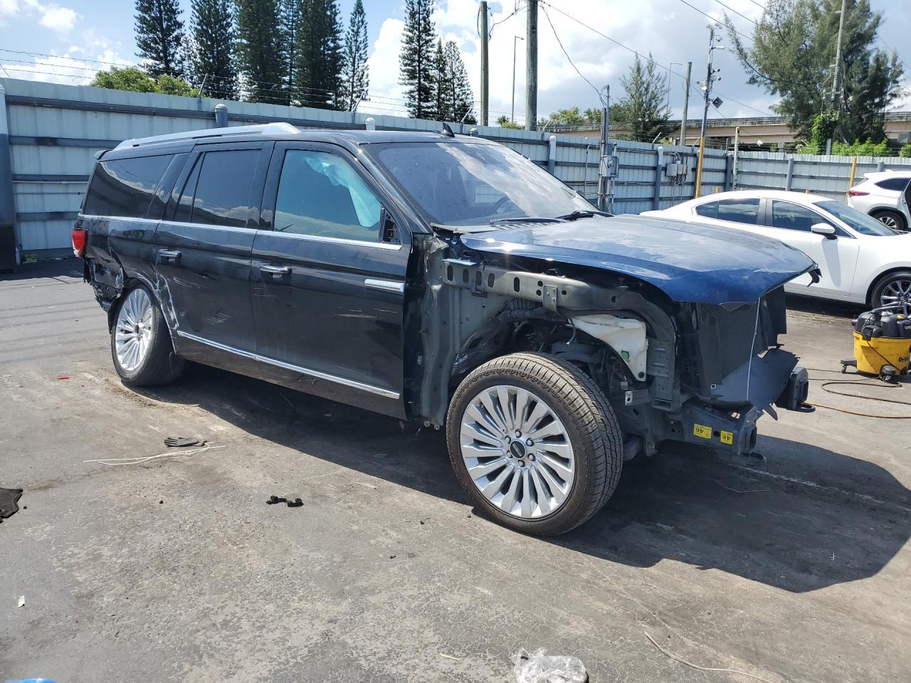 2019 Lincoln Navigator L Reserve - Фото 4