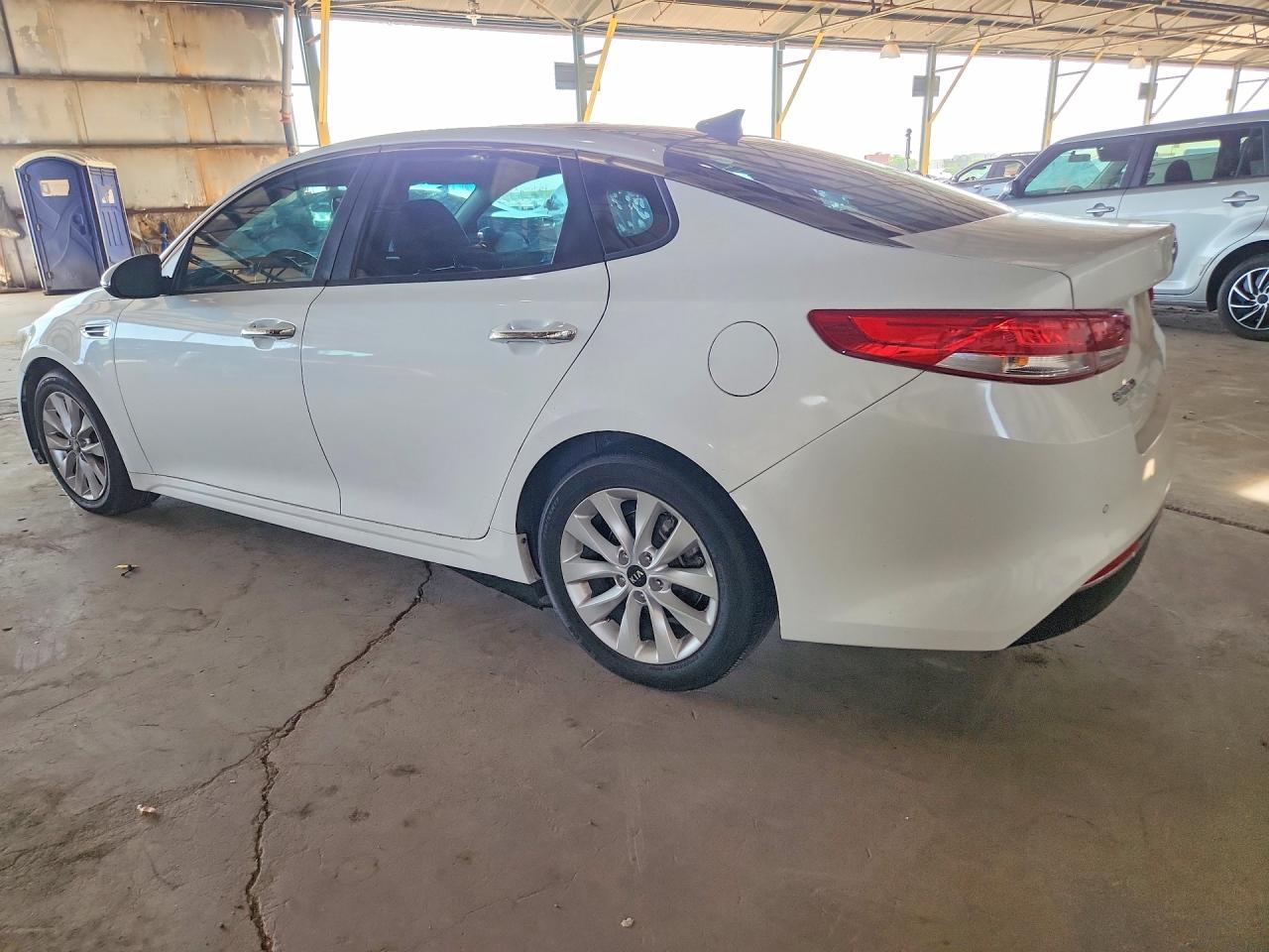 2016 Kia Optima Ex - Фото 2