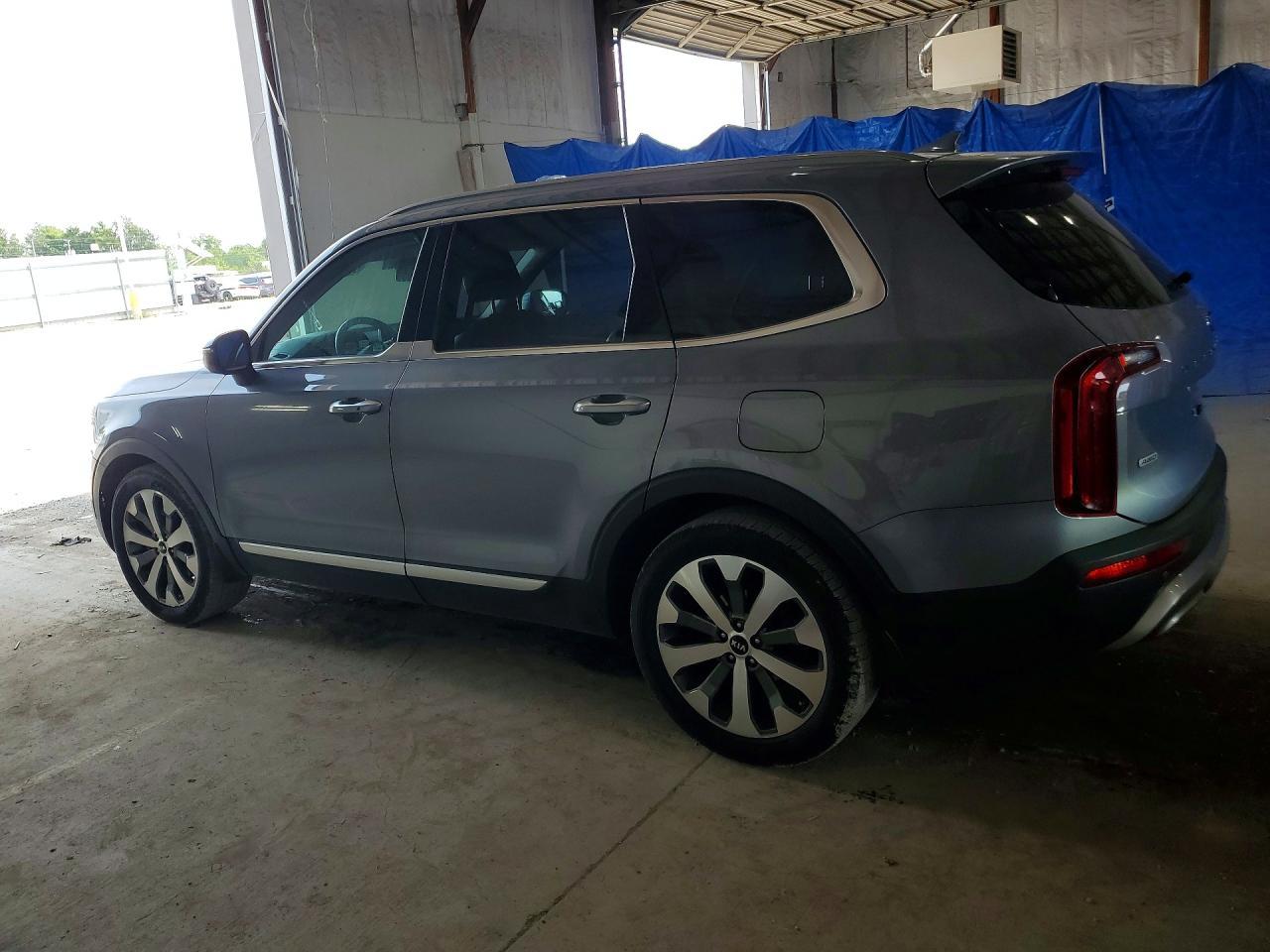 2020 Kia Telluride S - Image 2