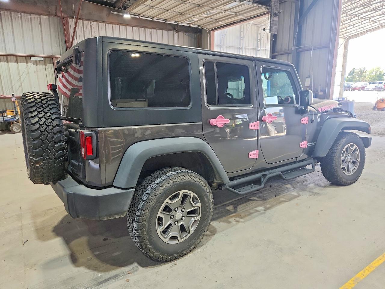 2016 Jeep Wrangler Unlimited Rubicon - Фото 3