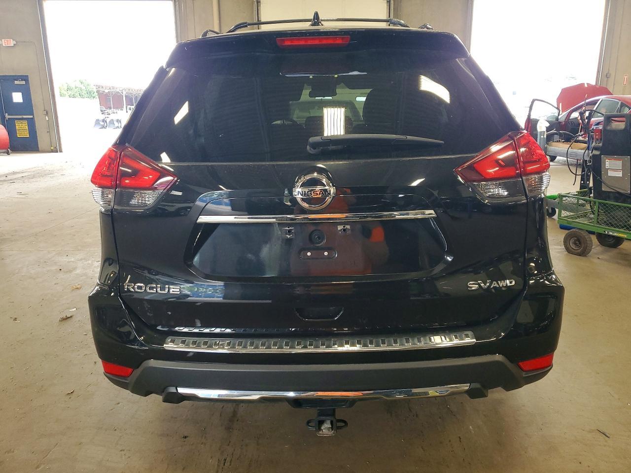 2017 Nissan Rogue Sv - Image 6