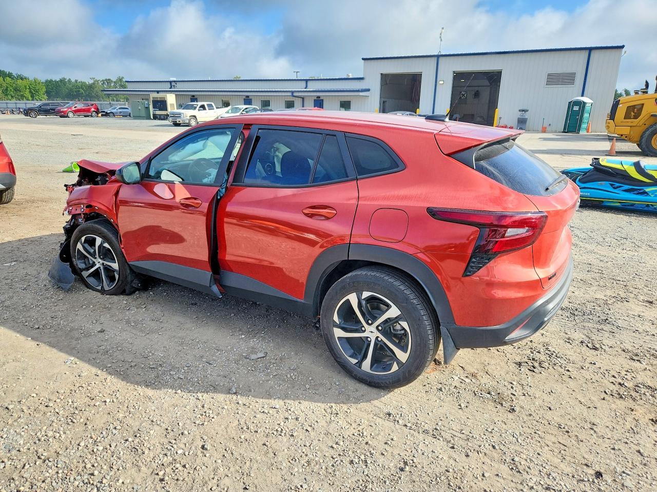 2024 Chevrolet Trax 1Rs - Фото 2