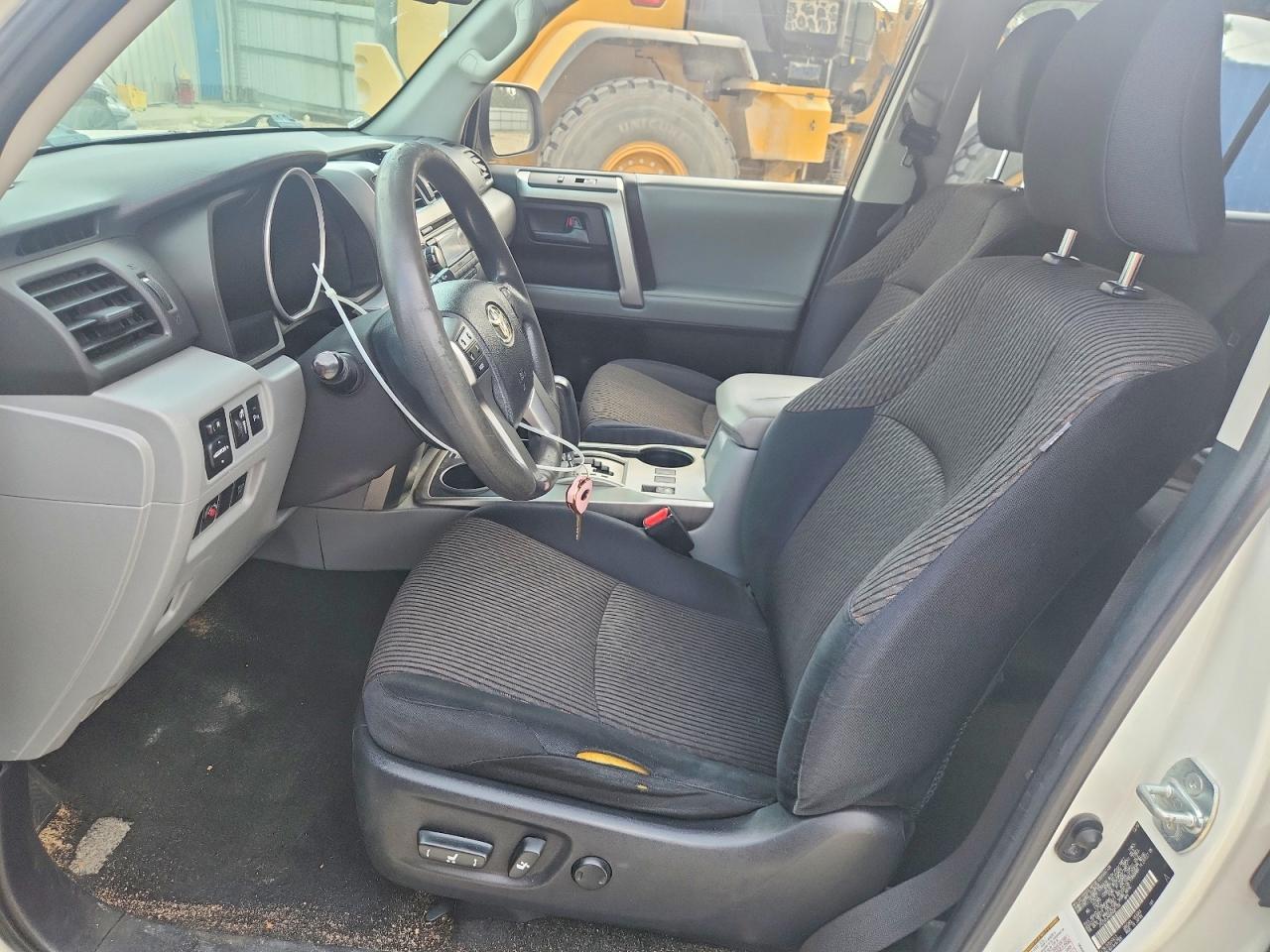 2011 Toyota 4Runner Sr5 - Image 7