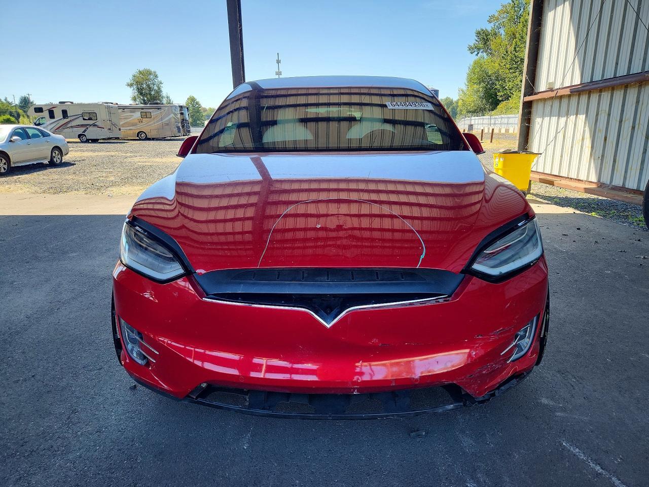 2020 Tesla Model X - Фото 5