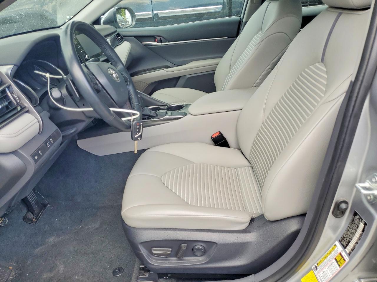 2023 Toyota Camry Se - Фото 7