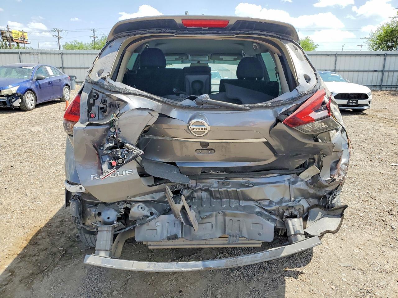 2018 Nissan Rogue S - Фото 6