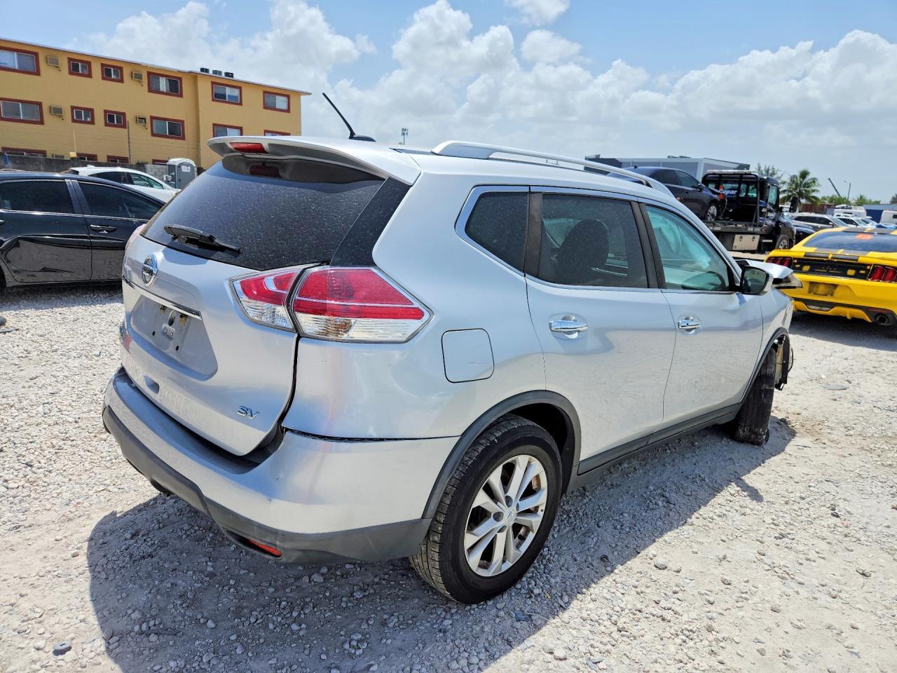 2016 Nissan Rogue Sv - Фото 3