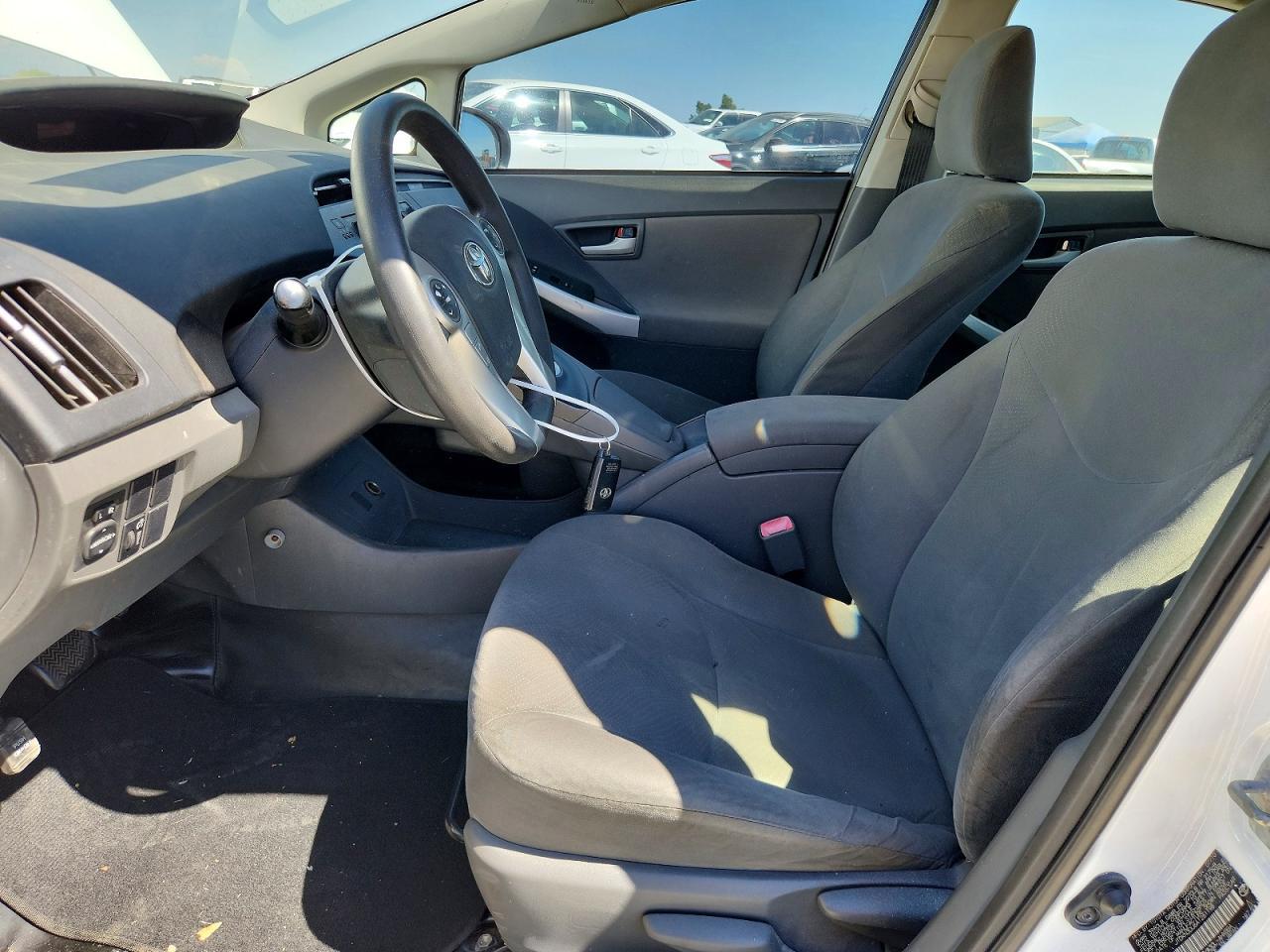 2010 Toyota Prius I - Image 7