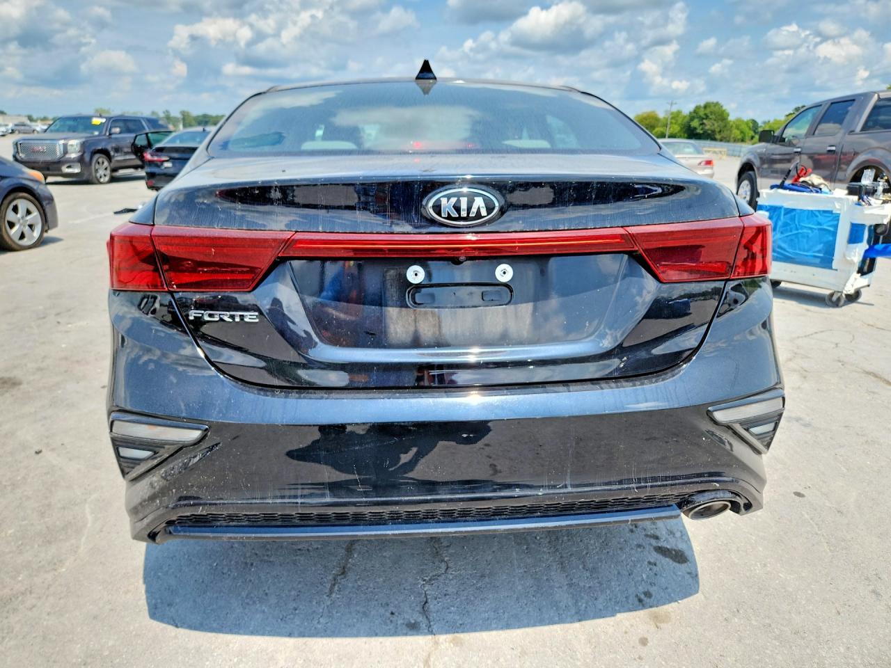 2021 Kia Forte Lxs - Фото 6