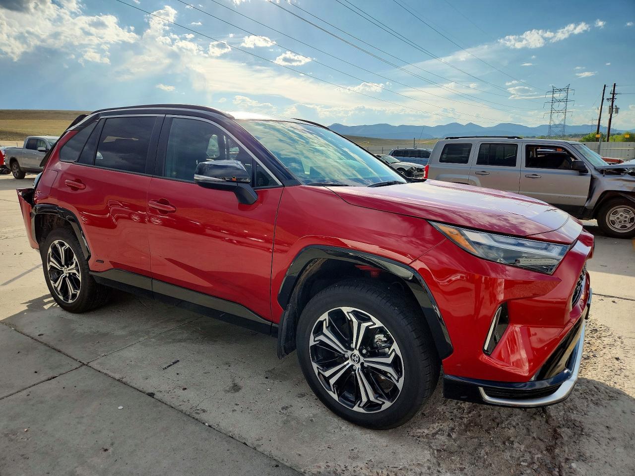 2025 Toyota Rav4 Xse - Image 4