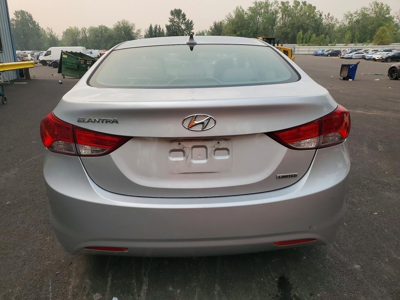 2013 Hyundai Elantra Limited - Фото 6
