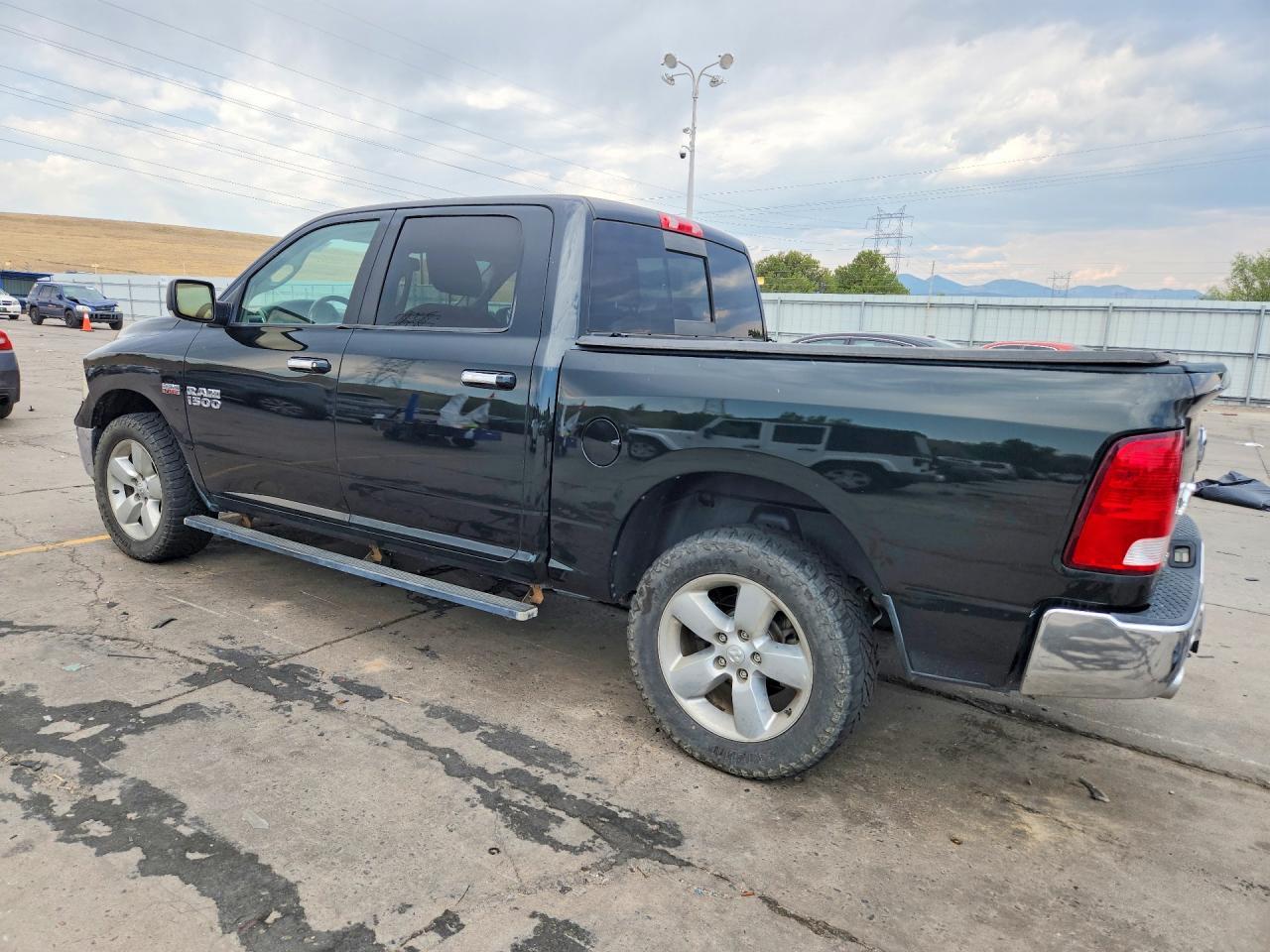 2017 Ram 1500 Slt - Фото 2