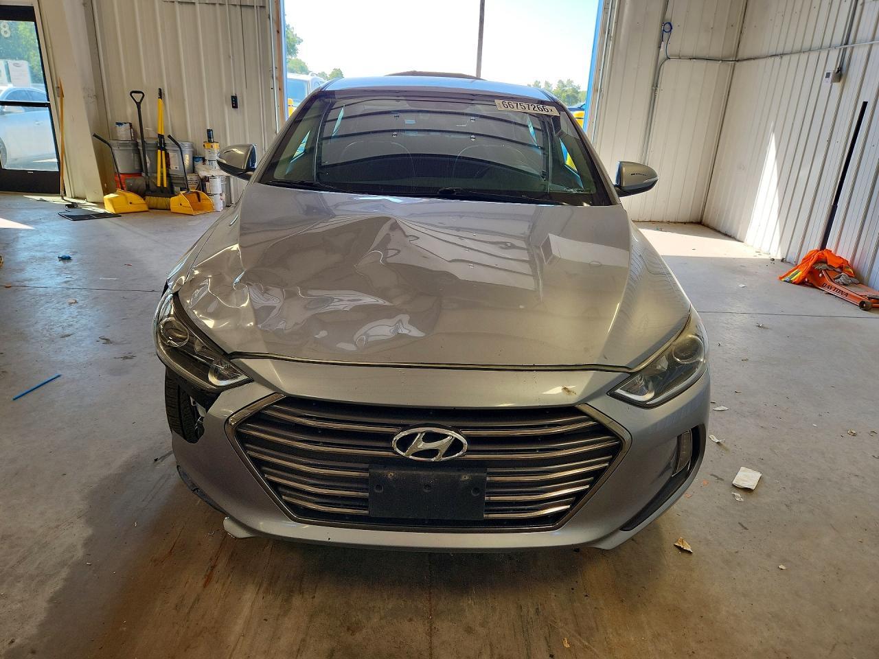 2017 Hyundai Elantra Limited - Фото 5