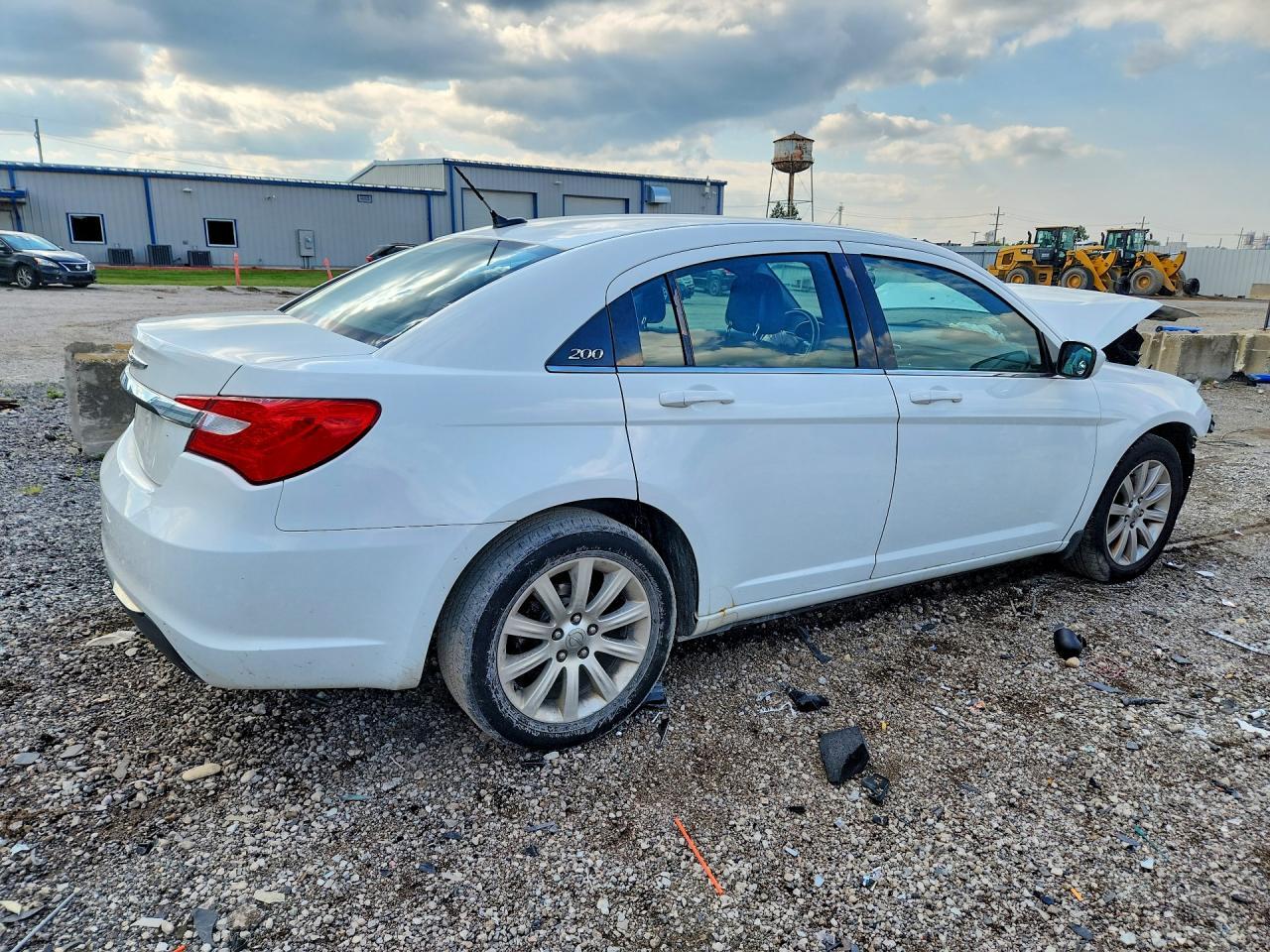 2013 Chrysler 200 Touring - Фото 3