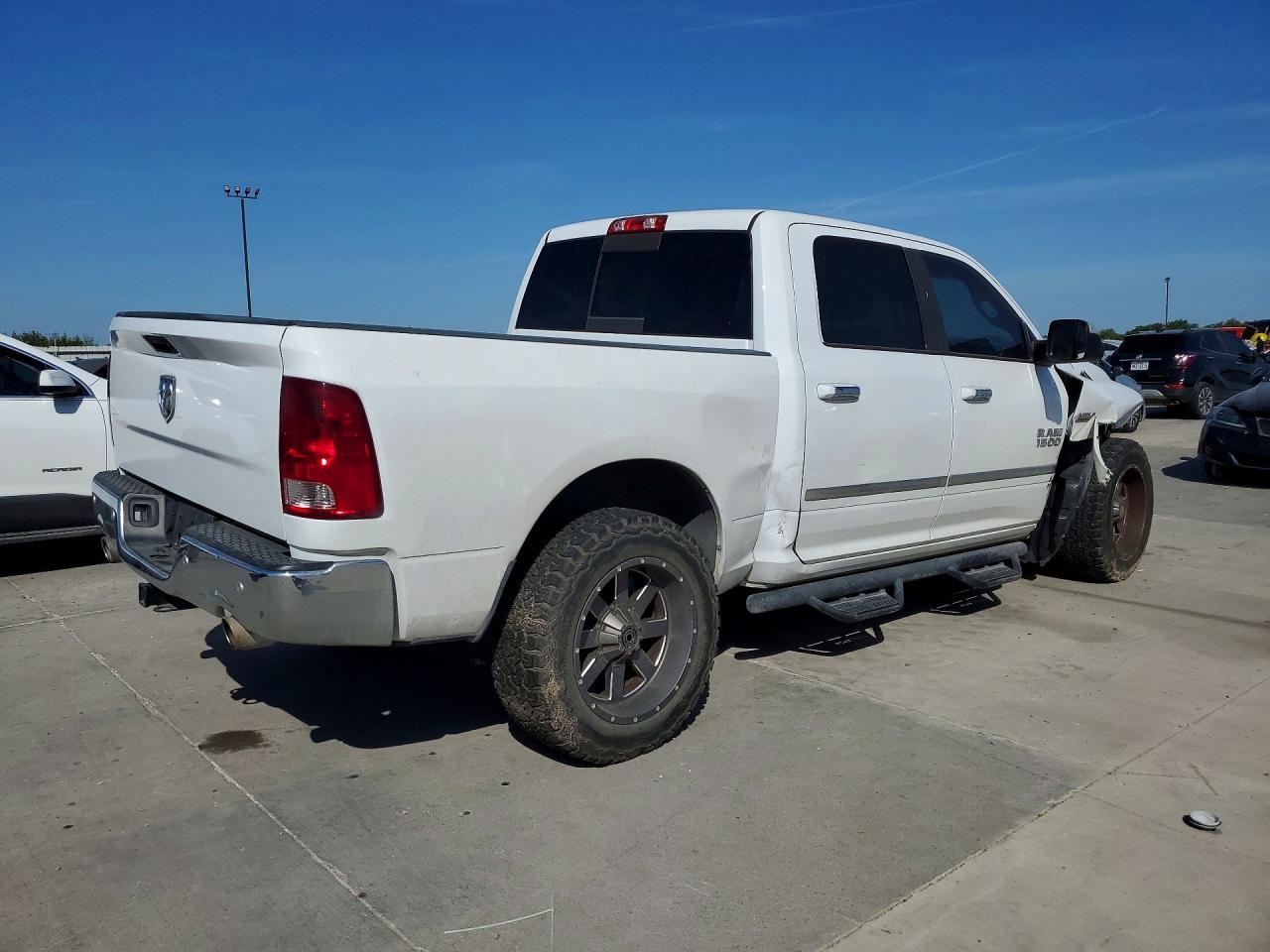 2016 Ram 1500 Slt - Image 3