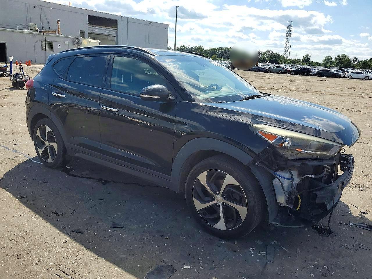 2016 Hyundai Tucson Limited - Image 4