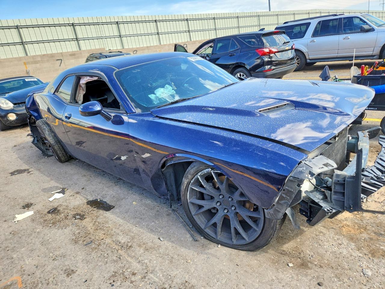 2016 Dodge Challenger R/T - Image 4