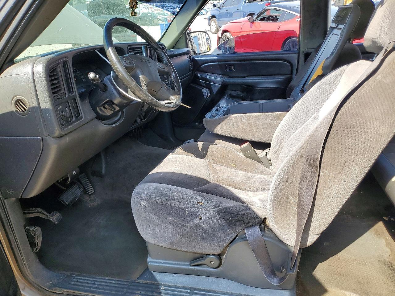 2004 GMC New Sierra C1500 - Фото 7