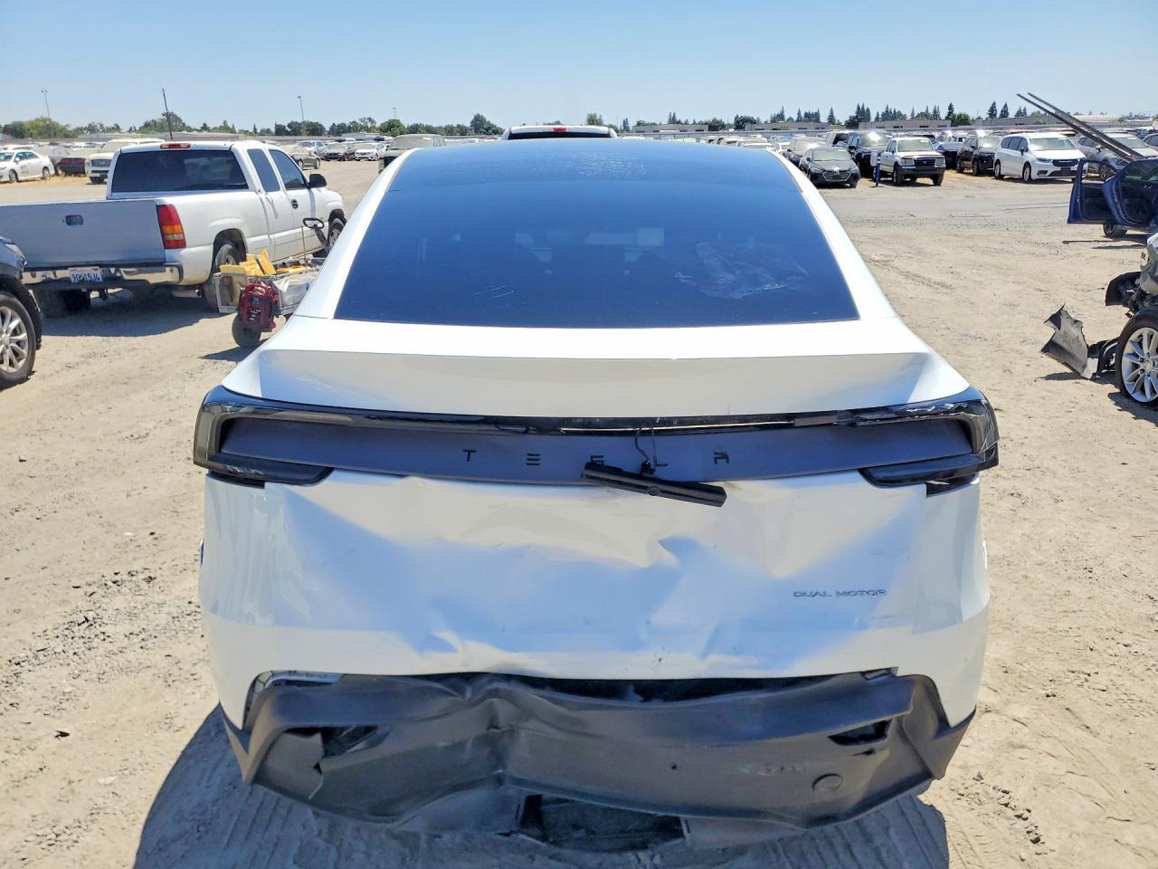 2026 Tesla Model Y - Image 6