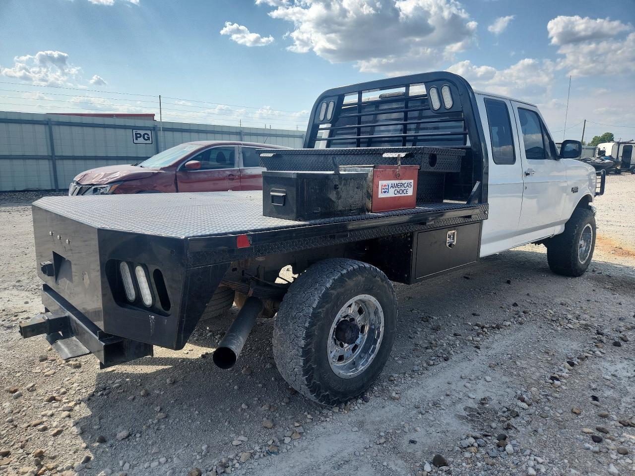 1997 Ford F250 - Image 3