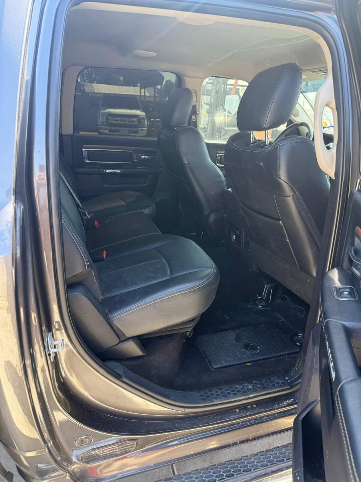 2018 Ram 3500 Laramie - Image 6