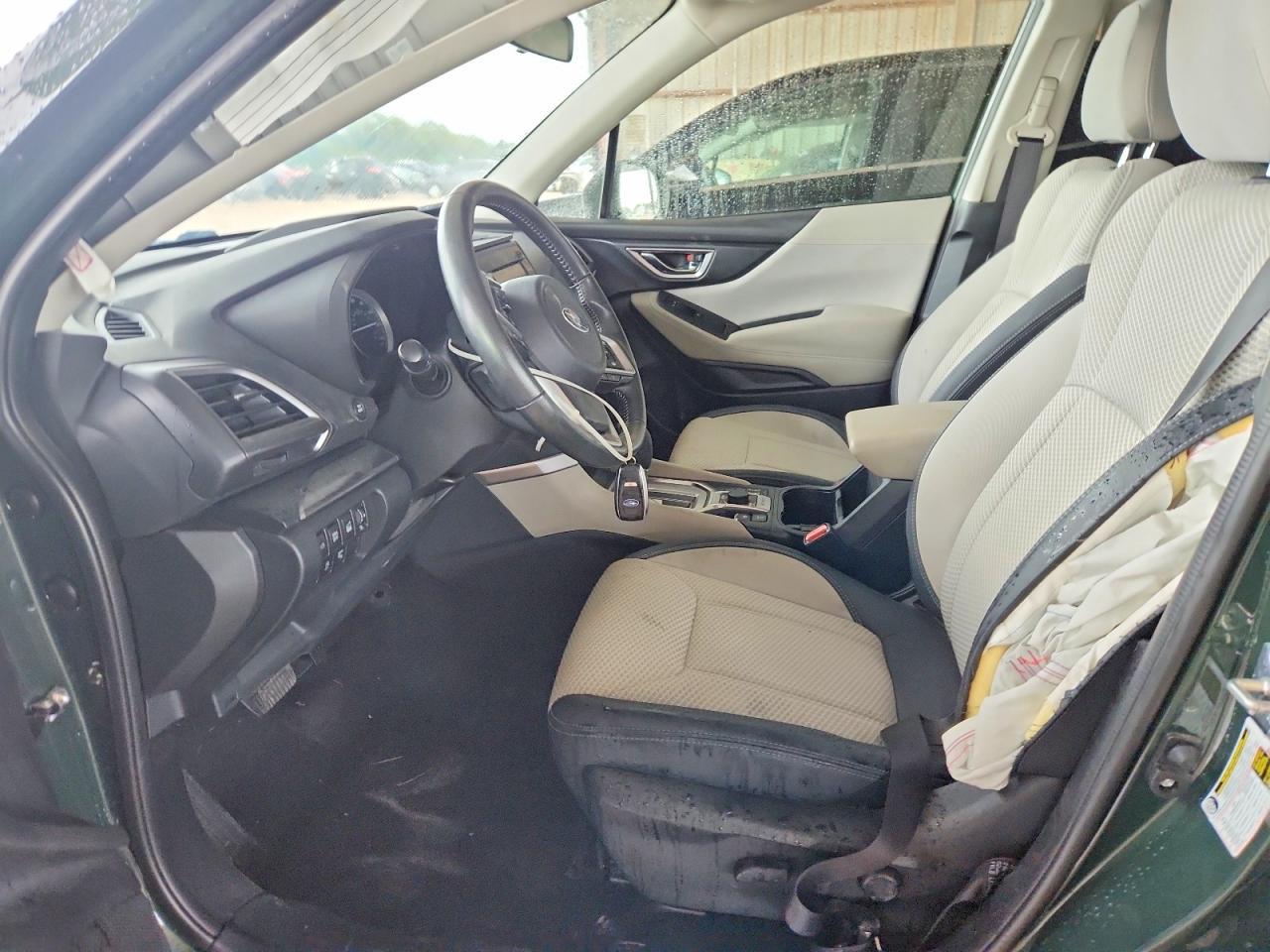 2022 Subaru Forester Premium - Image 7