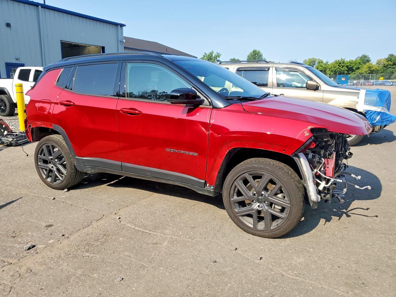 2026 Jeep Compass Limited - Фото 4